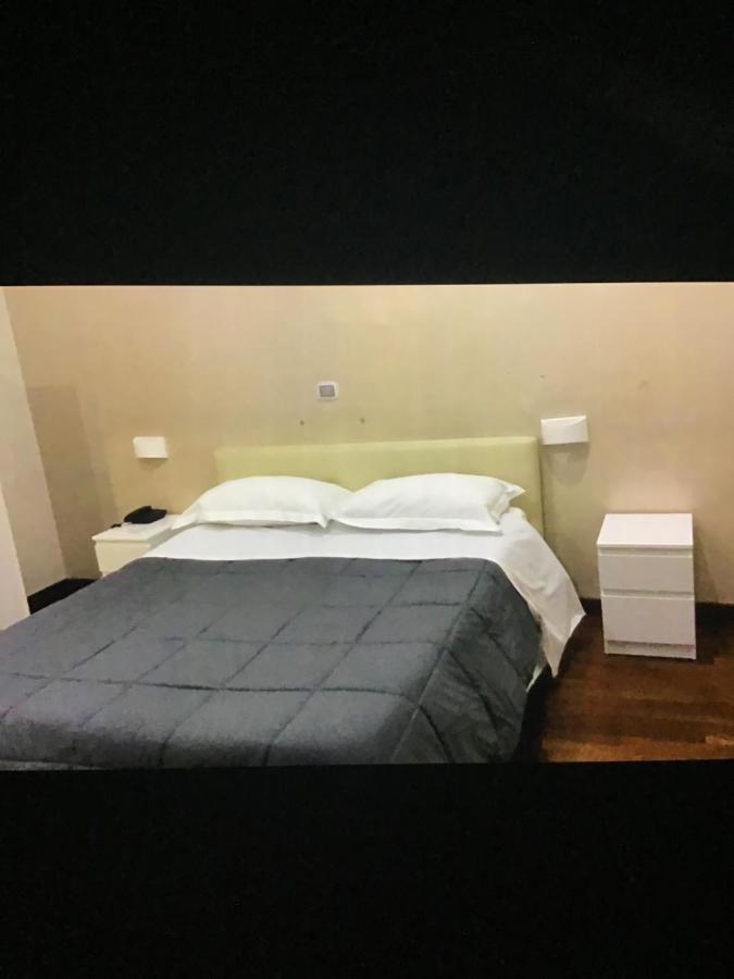 Ania Hotels Неаполь Экстерьер фото
